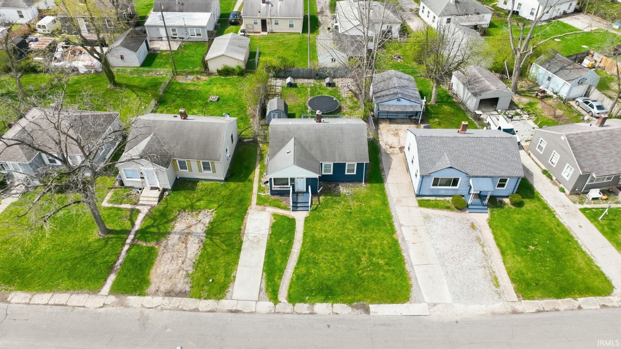 Single Family 3BR 1BA - 4416 Standish Drive, Fort Wayne, IN