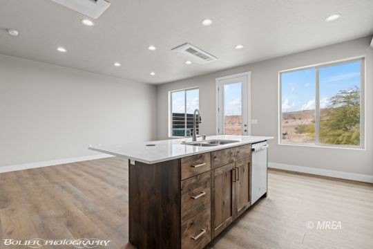 349 N White Rock Trl  