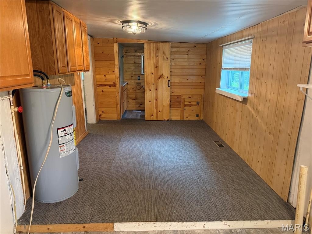 Single Family 1BR 1BA - 215 N 5th Street, Greenville, IL