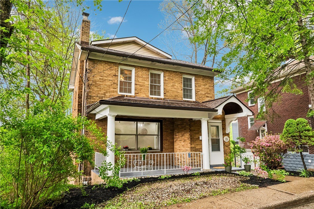 Single Family 4BR 3BA - 15 Wilkins Road, Forest Hills Boro, PA