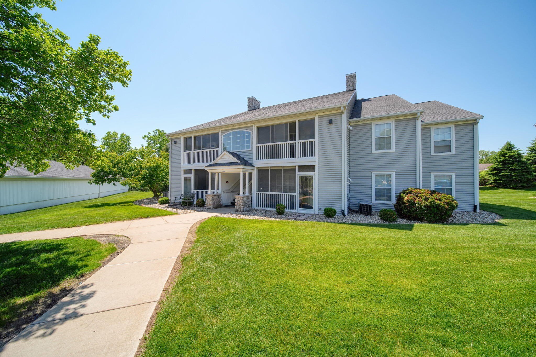Other 2BR 2BA - 822 W Barrington Circle, Jackson, MI