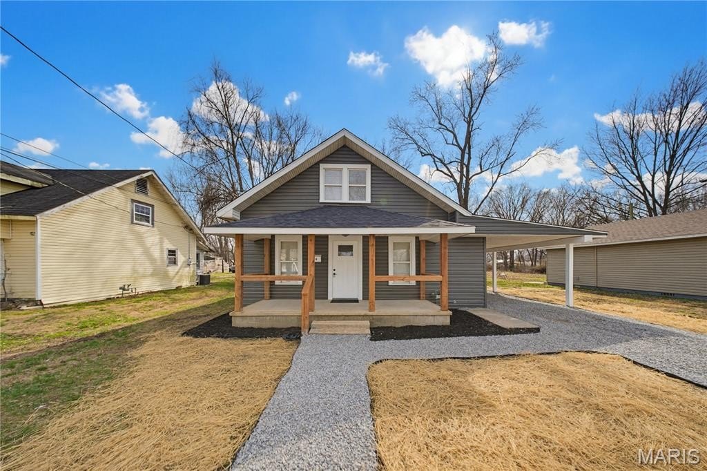Single Family 3BR 2BA - 518 W Victor Street, Poplar Bluff, MO