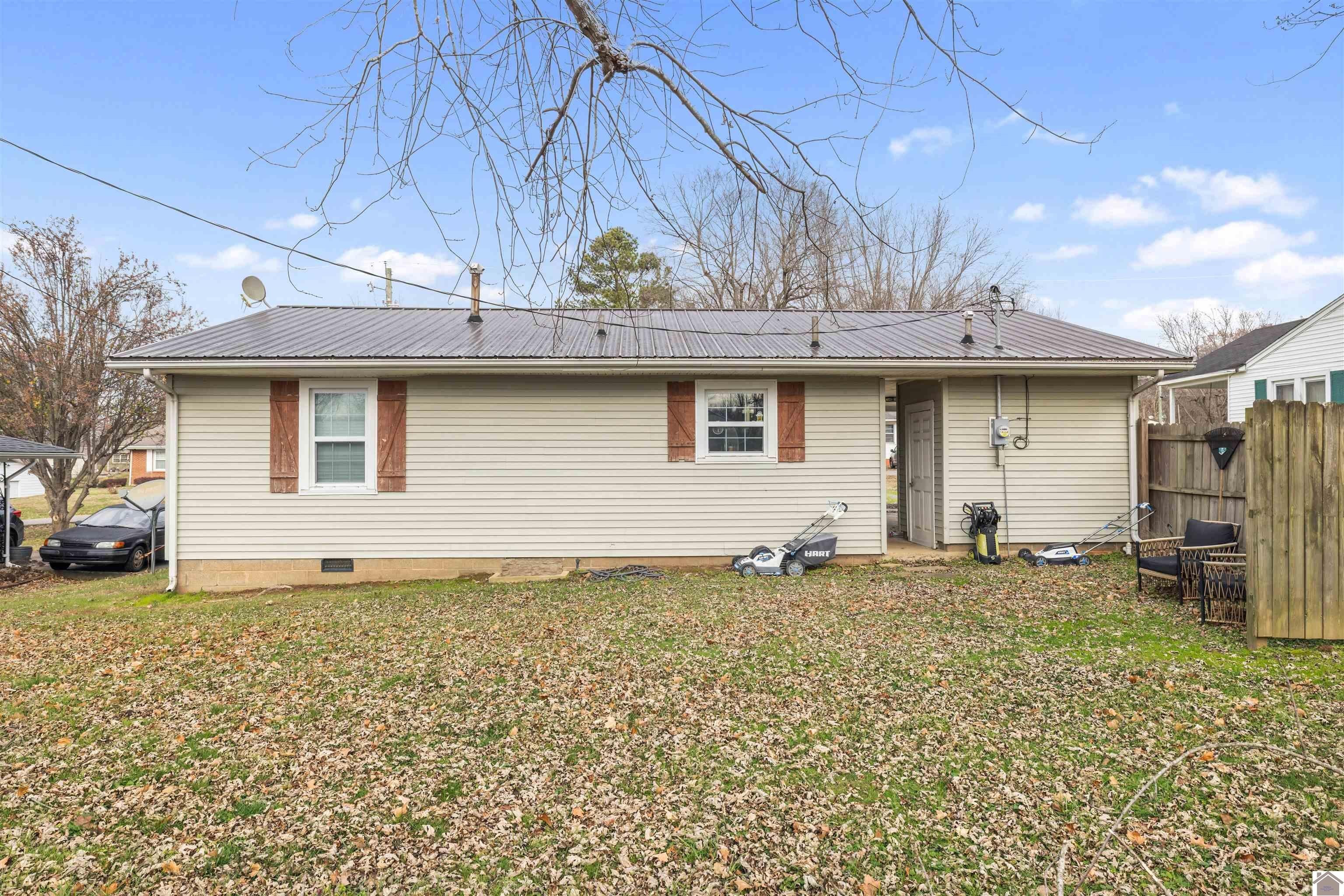 Other 2BR 1BA - 530 Elm St., Clinton, KY