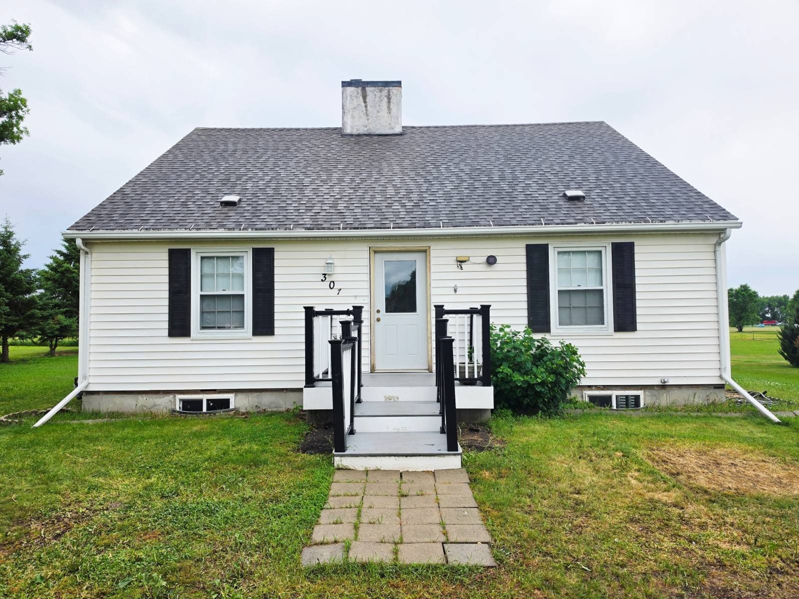 Single Family 3BR 2BA - 307 W. Park Ave., Flandreau, SD