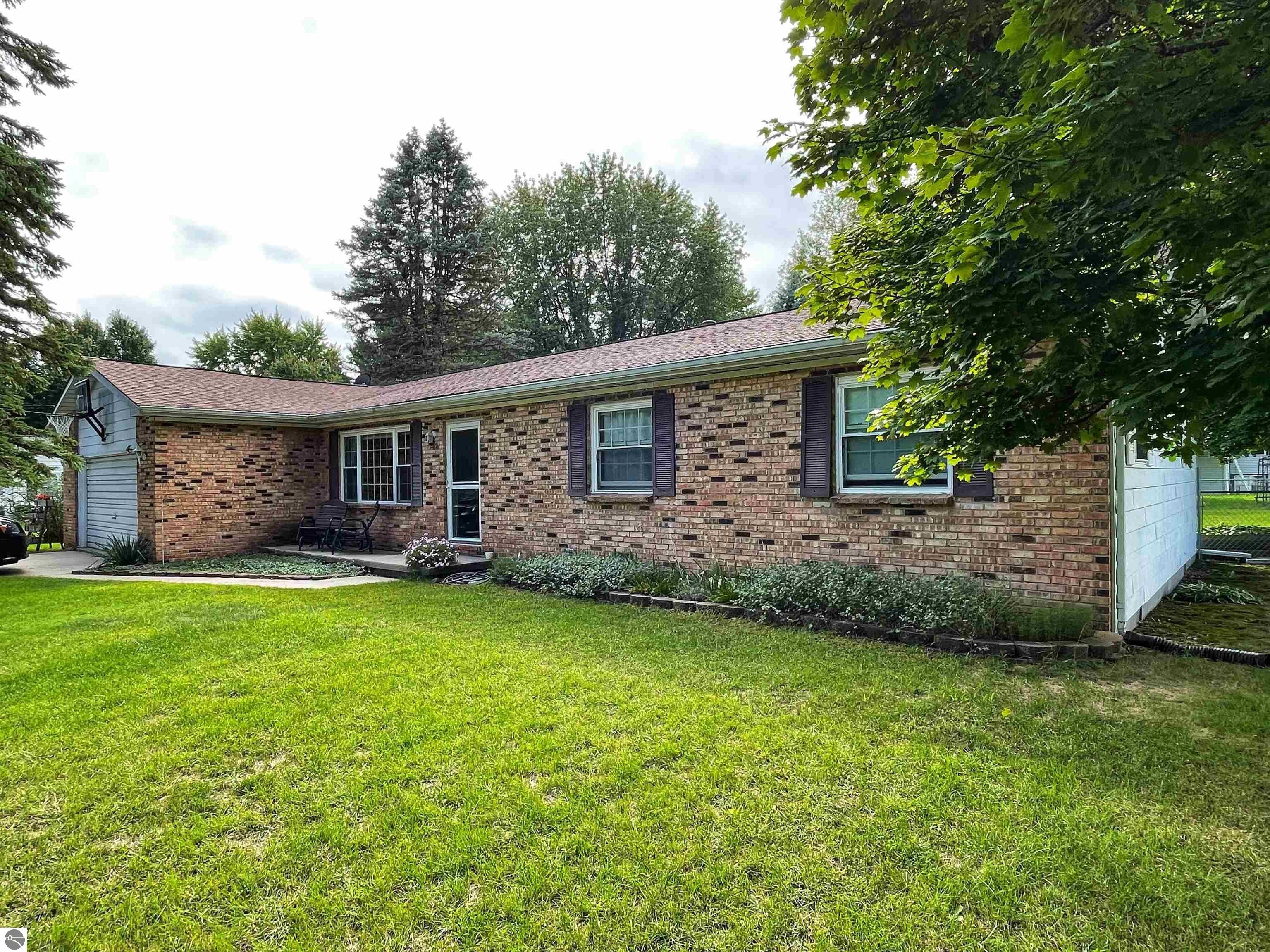 209 West Dr  
