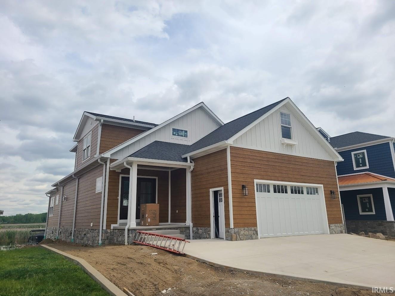 Single Family 4BR 3BA - 1422 S Harkless Drive, Syracuse, IN