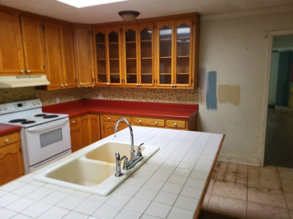 Single Family 3BR 1BA - 88 Bruce Wike Lane, Brasstown, NC