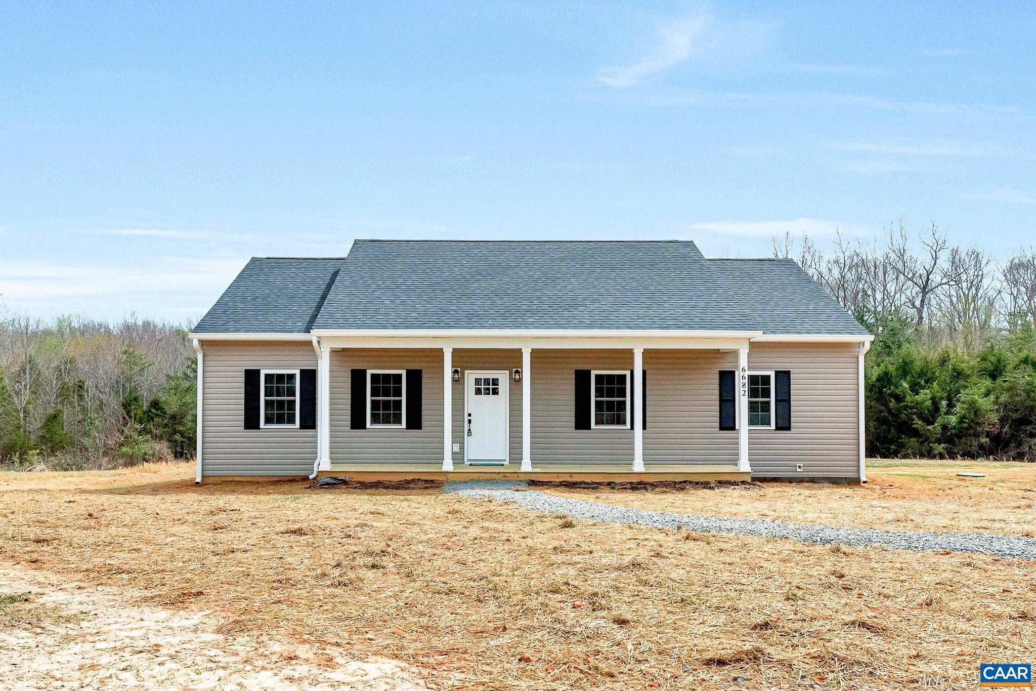 Single Family 3BR 2BA - 6682 COURTHOUSE RD, LOUISA, VA