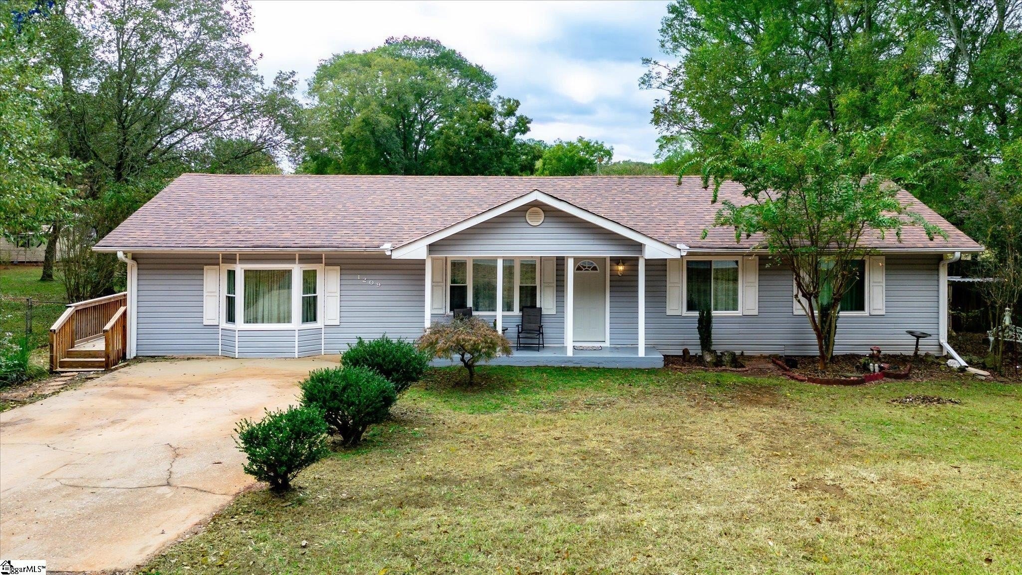 Single Family 3BR 2BA - 1209 Centerville Road, Anderson, SC