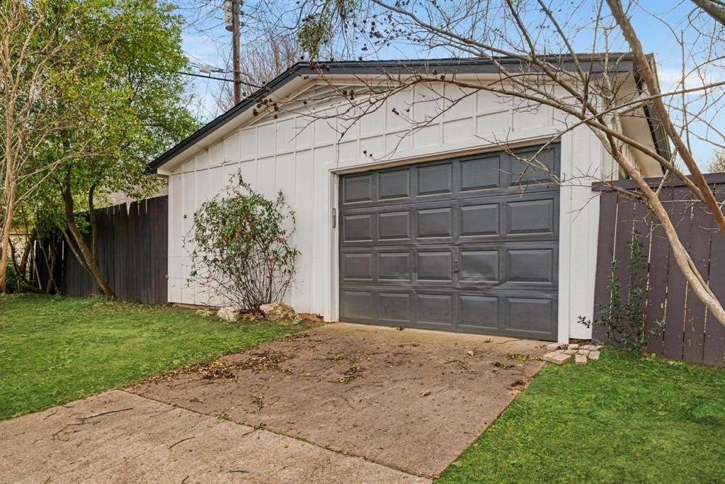 Single Family 3BR 2BA - 3350 Robin Road, Paris, TX