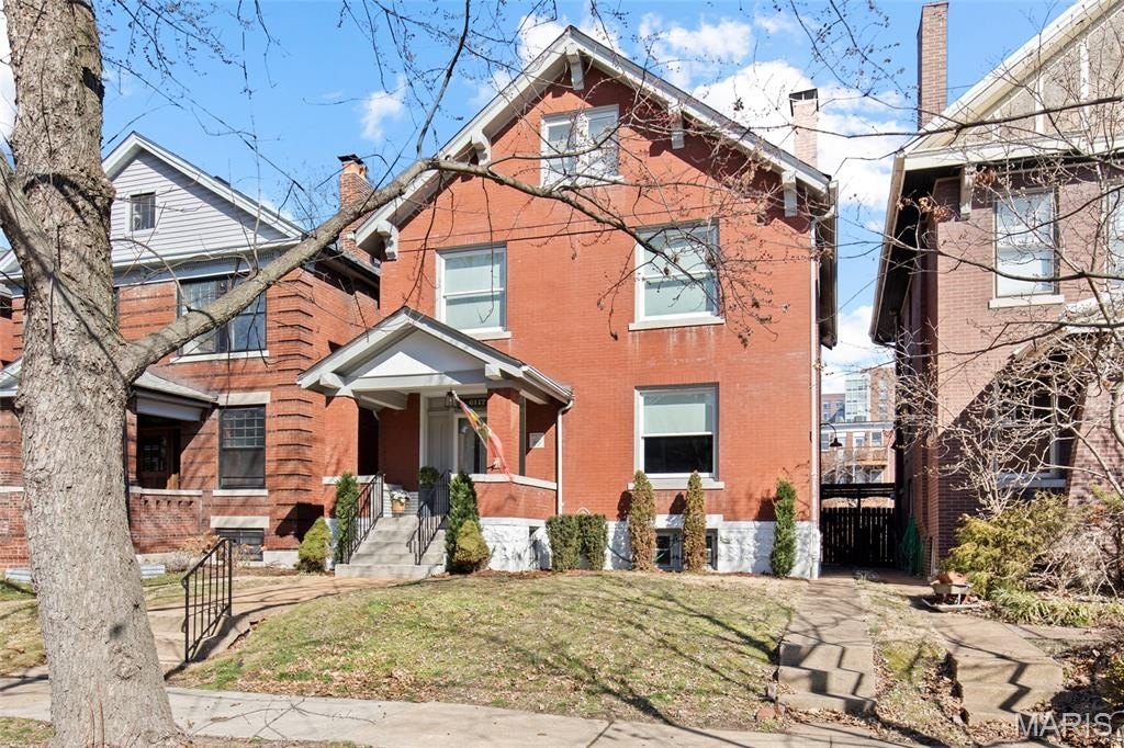 Single Family 5BR 4BA - 6117 Westminster Place, St Louis, MO
