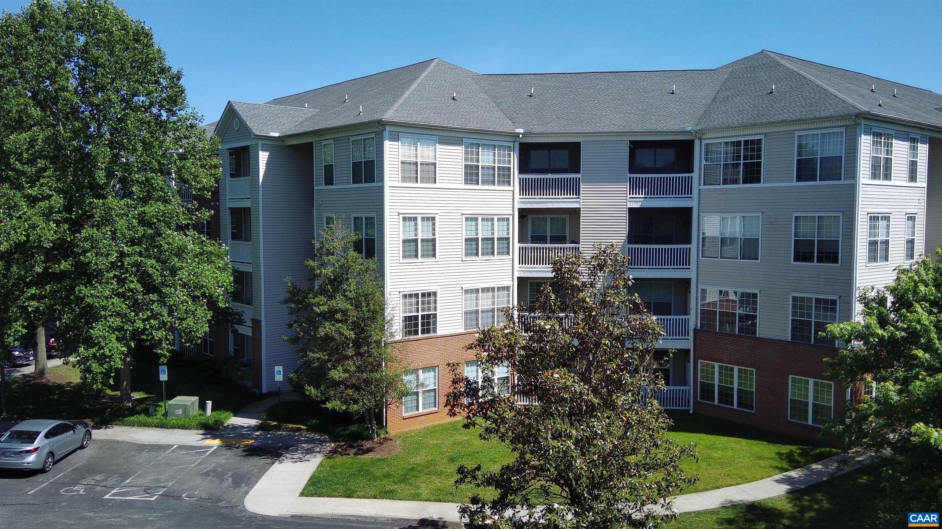 Condo 1BR 1BA - 270 RIVERBEND DR, CHARLOTTESVILLE, VA