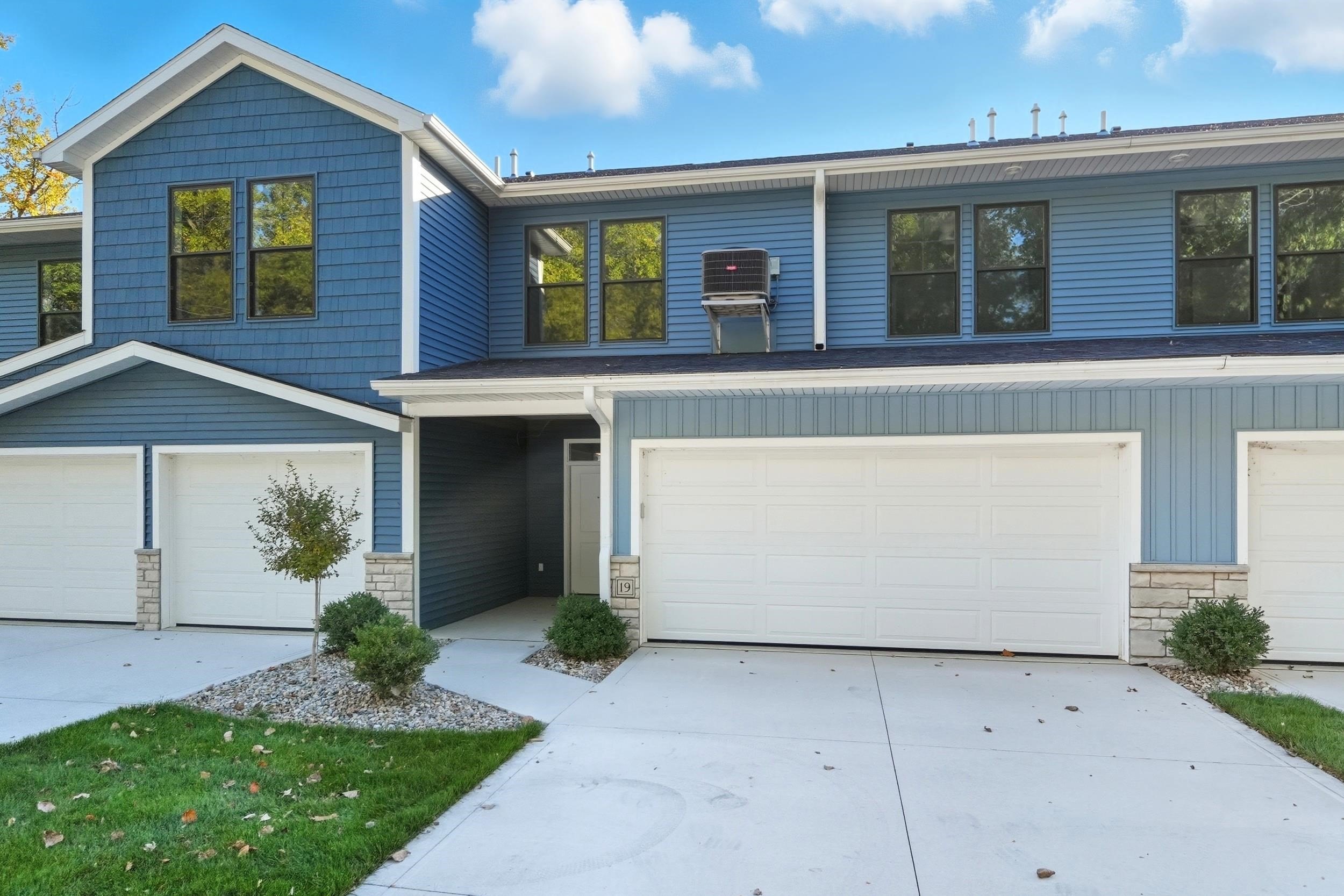 19 Lane 345 Crooked Lk  