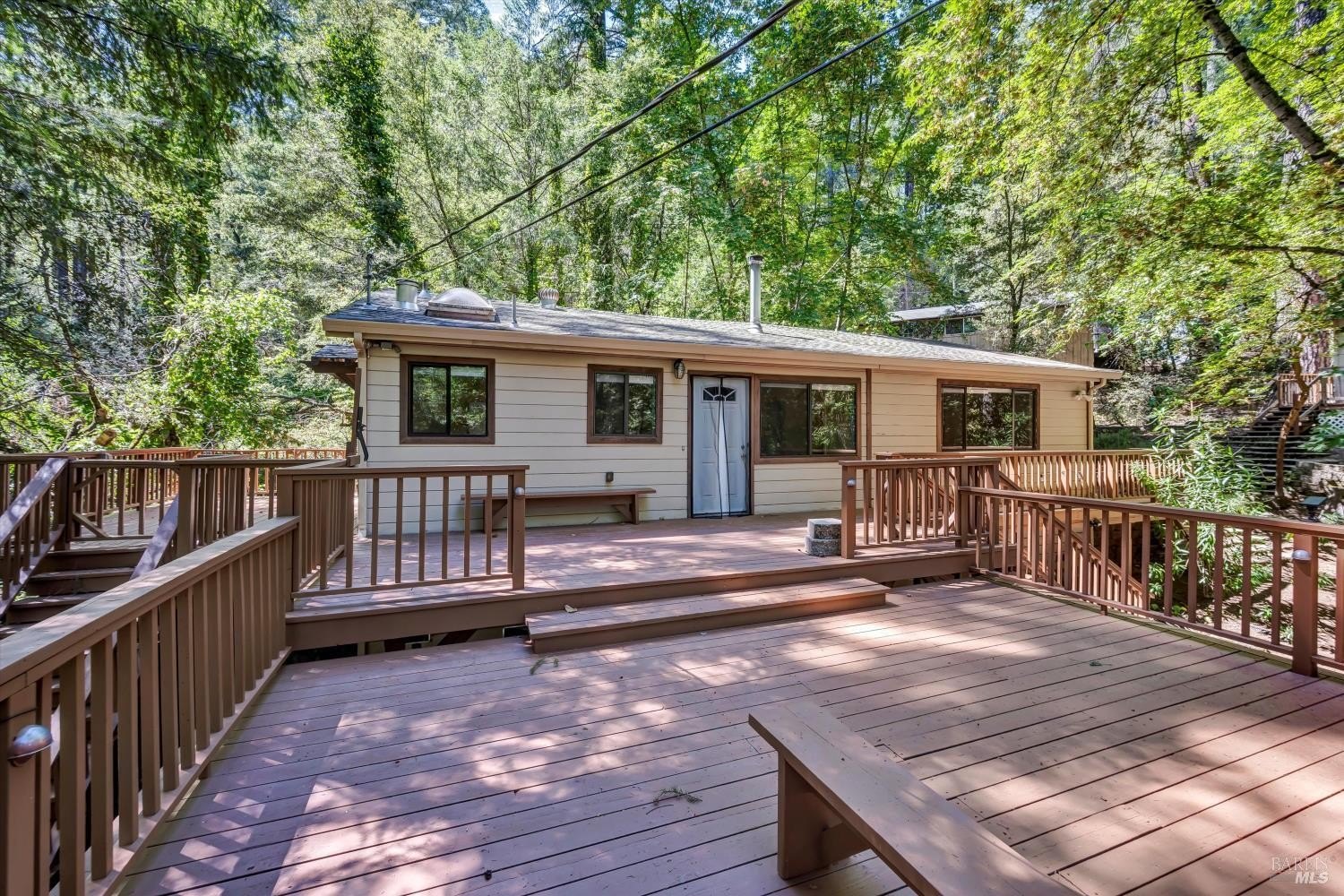Single Family 2BR 1BA - 17097 Dogwood Way, Cobb, CA