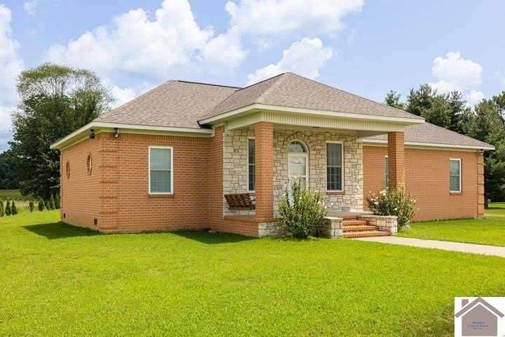 Single Family 2BR 2BA - 2616 ST RT 440, Mayfield, KY