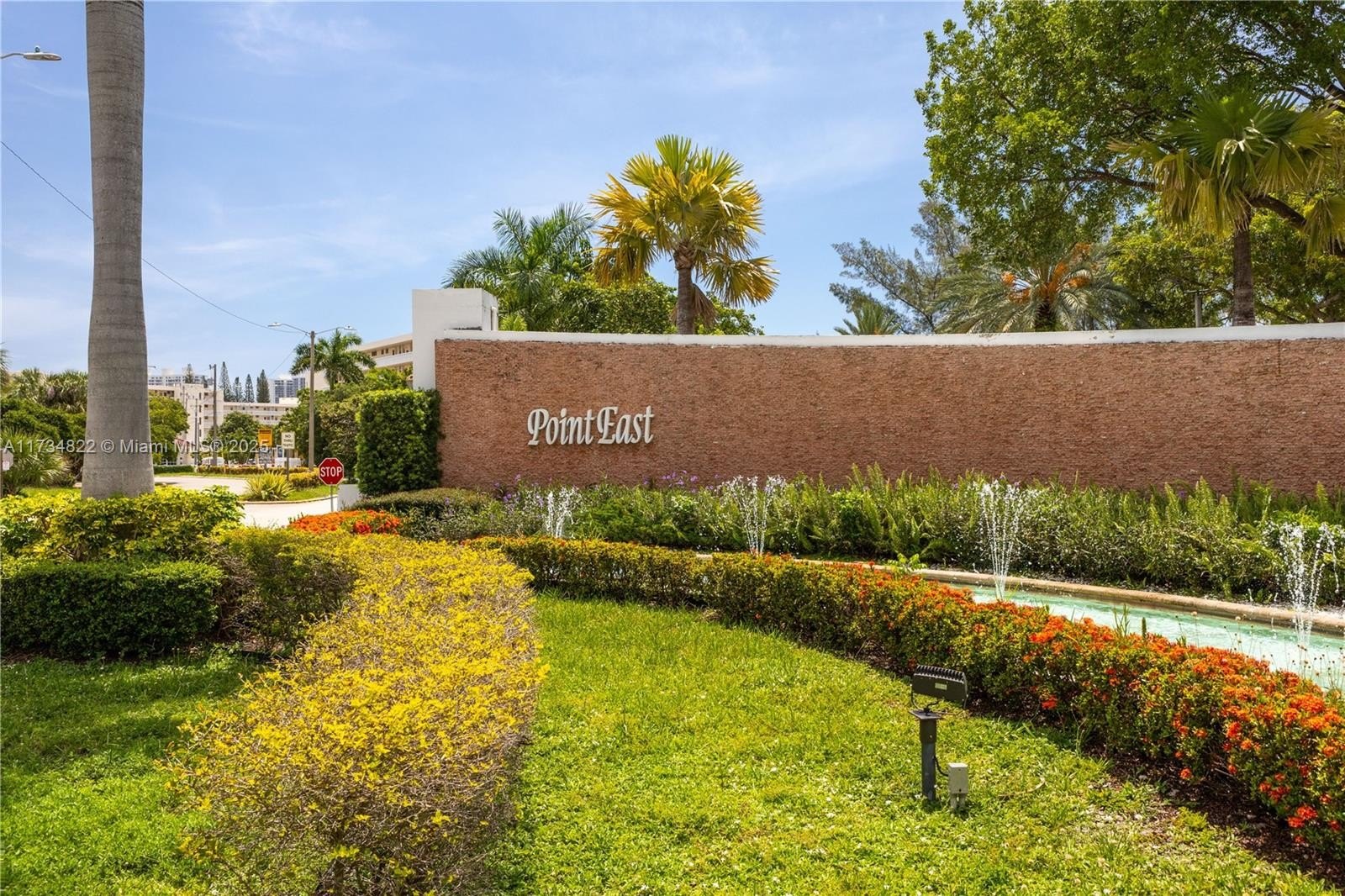 Condo 1BR 1BA - 2930 Point East Dr, Aventura, FL