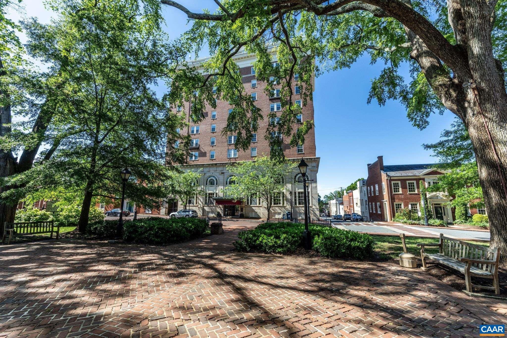 Condo 1BA - 500 COURT SQ, CHARLOTTESVILLE, VA