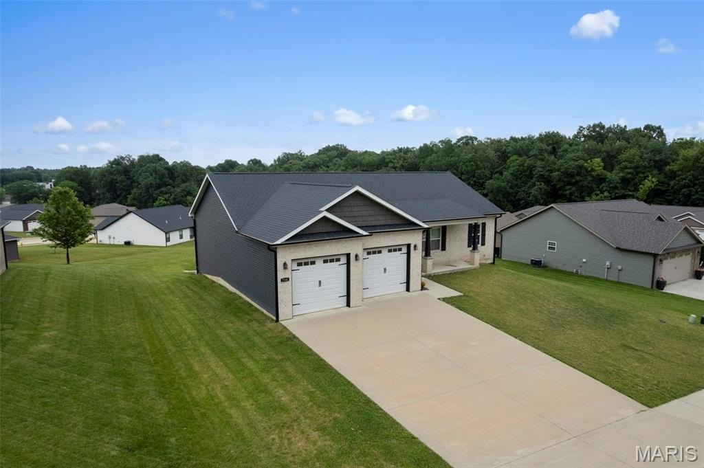 Single Family 4BR 3BA - 710 Old Mill Drive, Cape Girardeau, MO