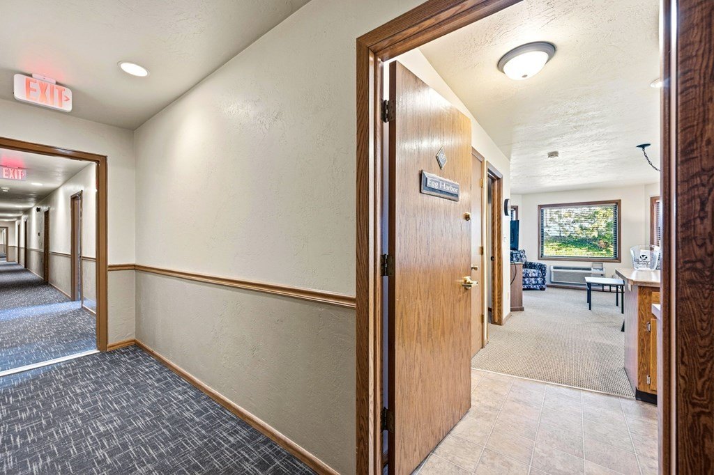 Condo 1BR 1BA - 7741 Hwy 42, Egg Harbor, WI