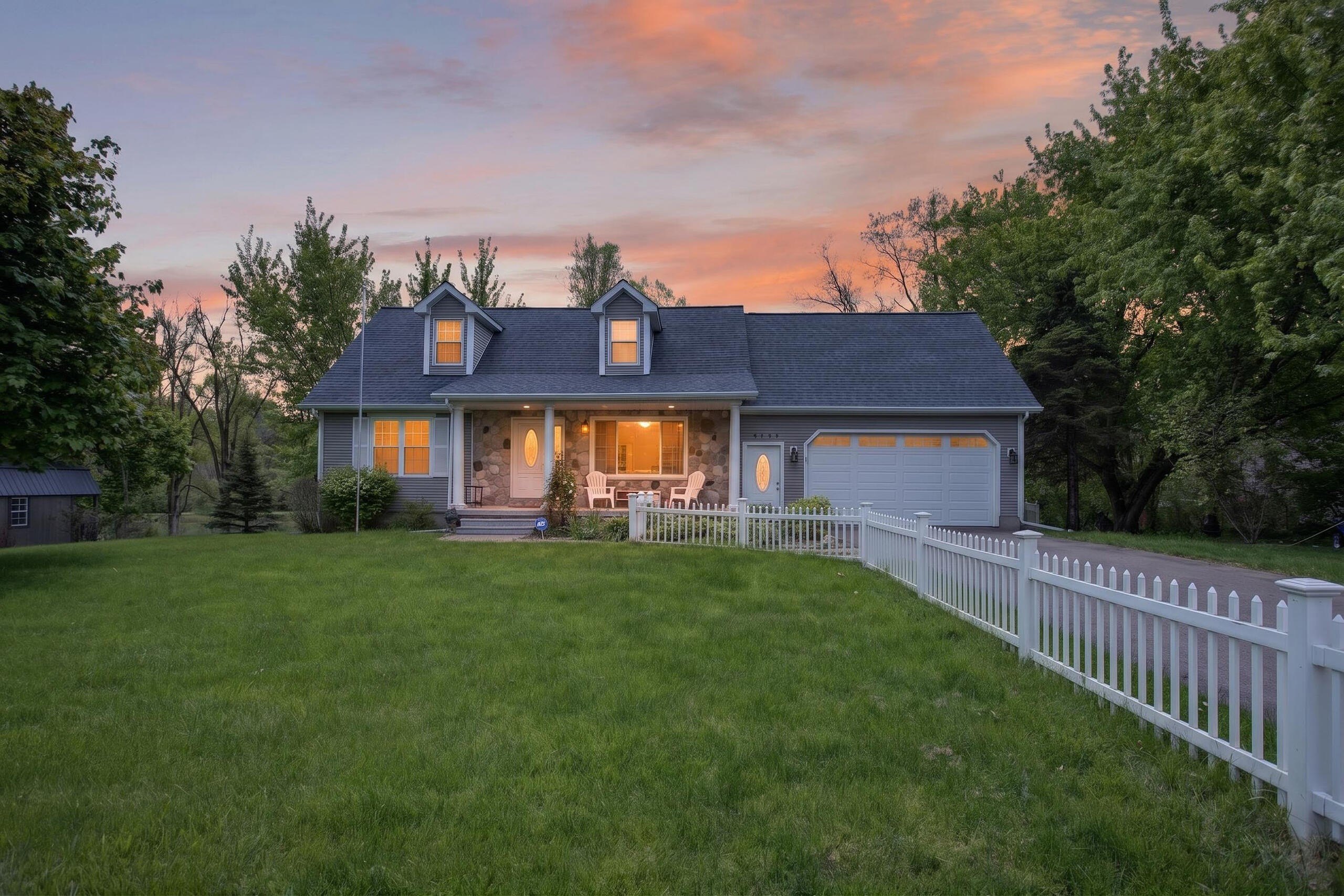 Single Family 4BR 4BA - 4359 Springbrook Lane, Jackson, MI
