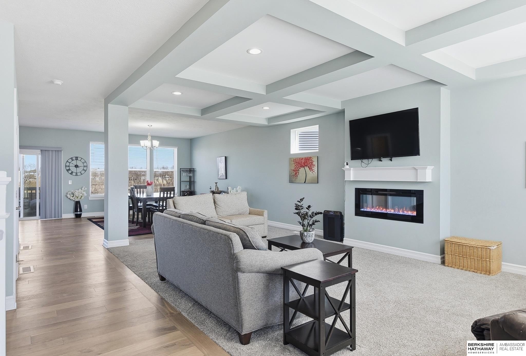 Single Family 5BR 4BA - 7707 N 173 Street, Bennington, NE