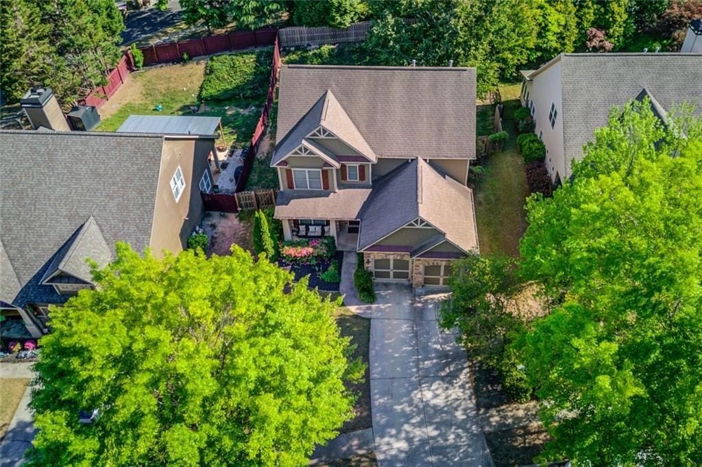 Single Family 4BR 3BA - 7772 Copper Kettle Way, Flowery Branch, GA