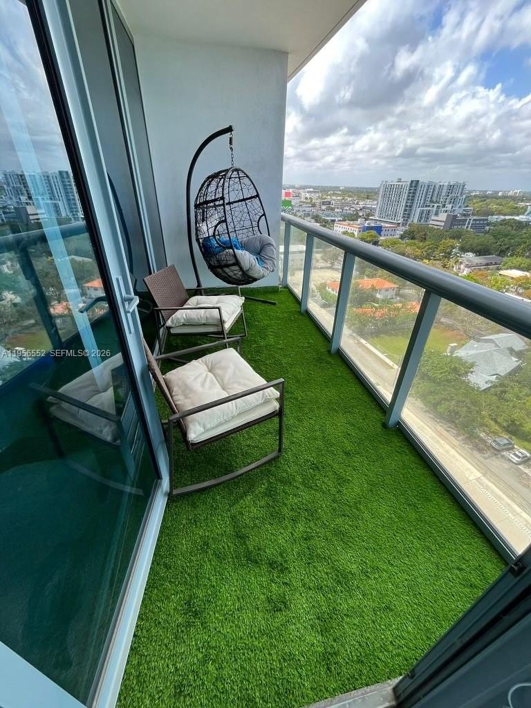 Condo 1BR 2BA - 601 NE 36th St, Miami, FL