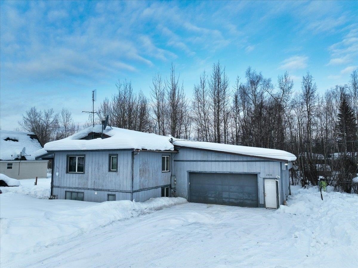 Duplex 6BR 2BA - 2440 TANANA DRIVE, North Pole, AK