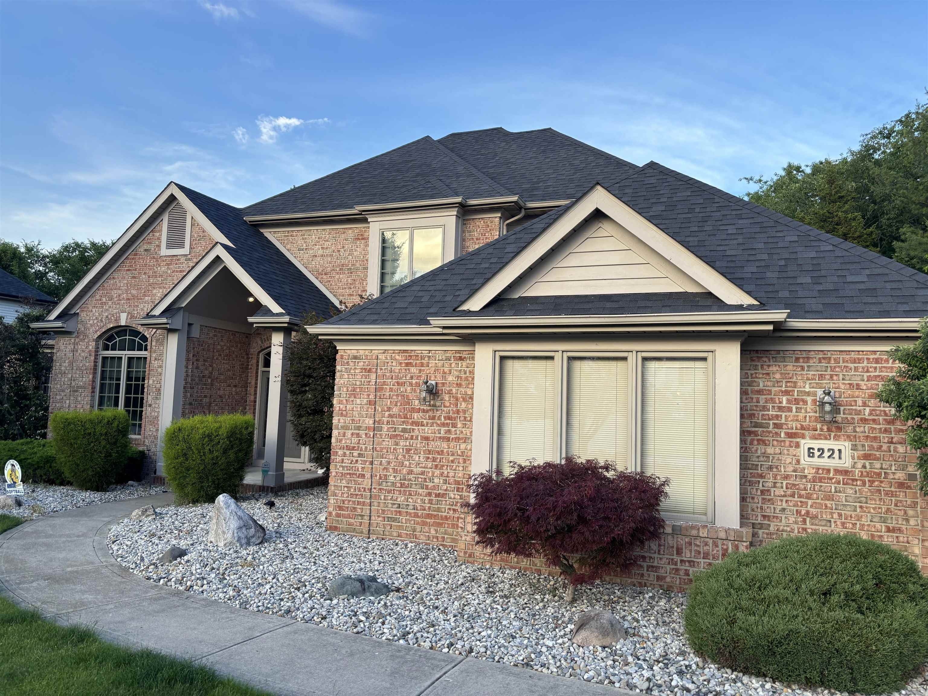 Single Family 8BR 5BA - 6221 Beaver Creek Court, Fort Wayne, IN