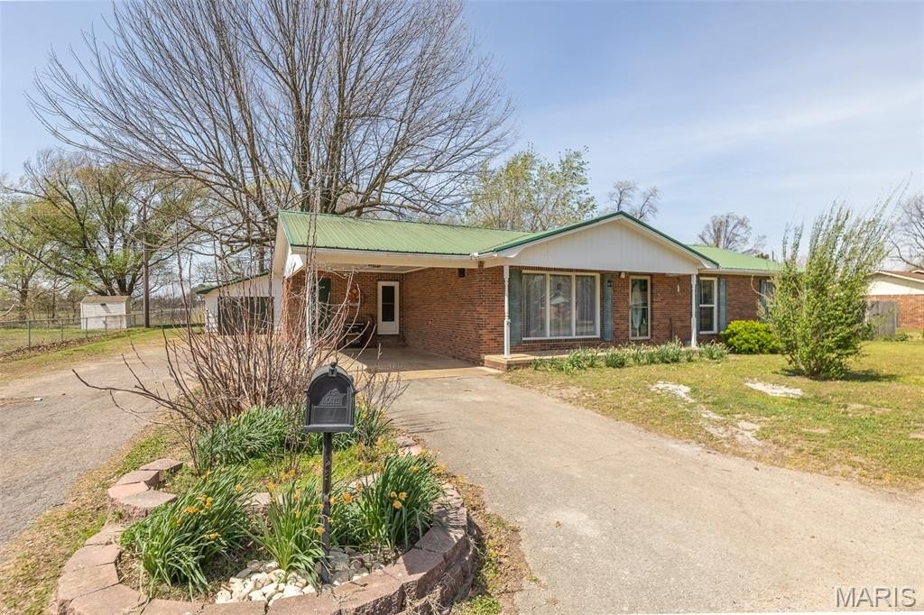 Single Family 3BR 2BA - 39813 W Dorothy Drive, Malden, MO