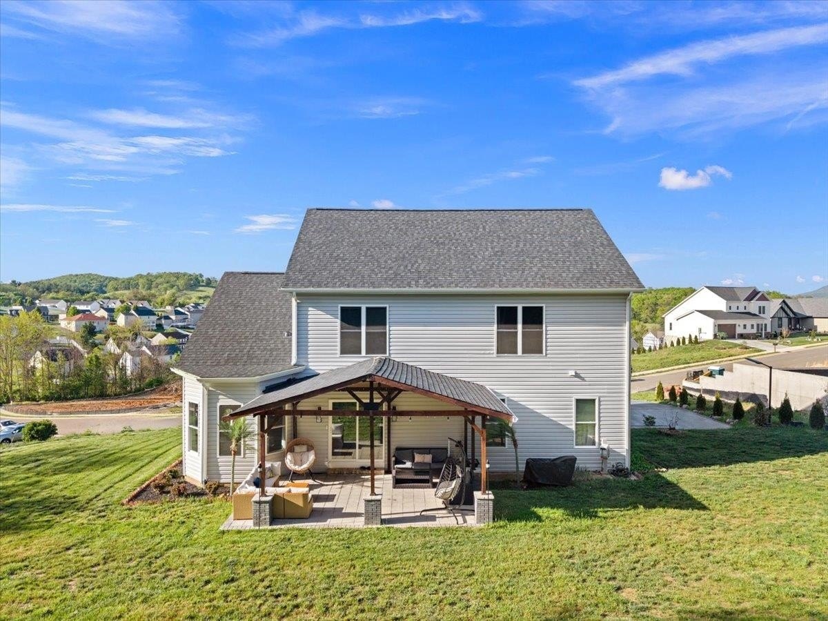 Single Family 5BR 4BA - 430 RACHEL DR, PENN LAIRD, VA