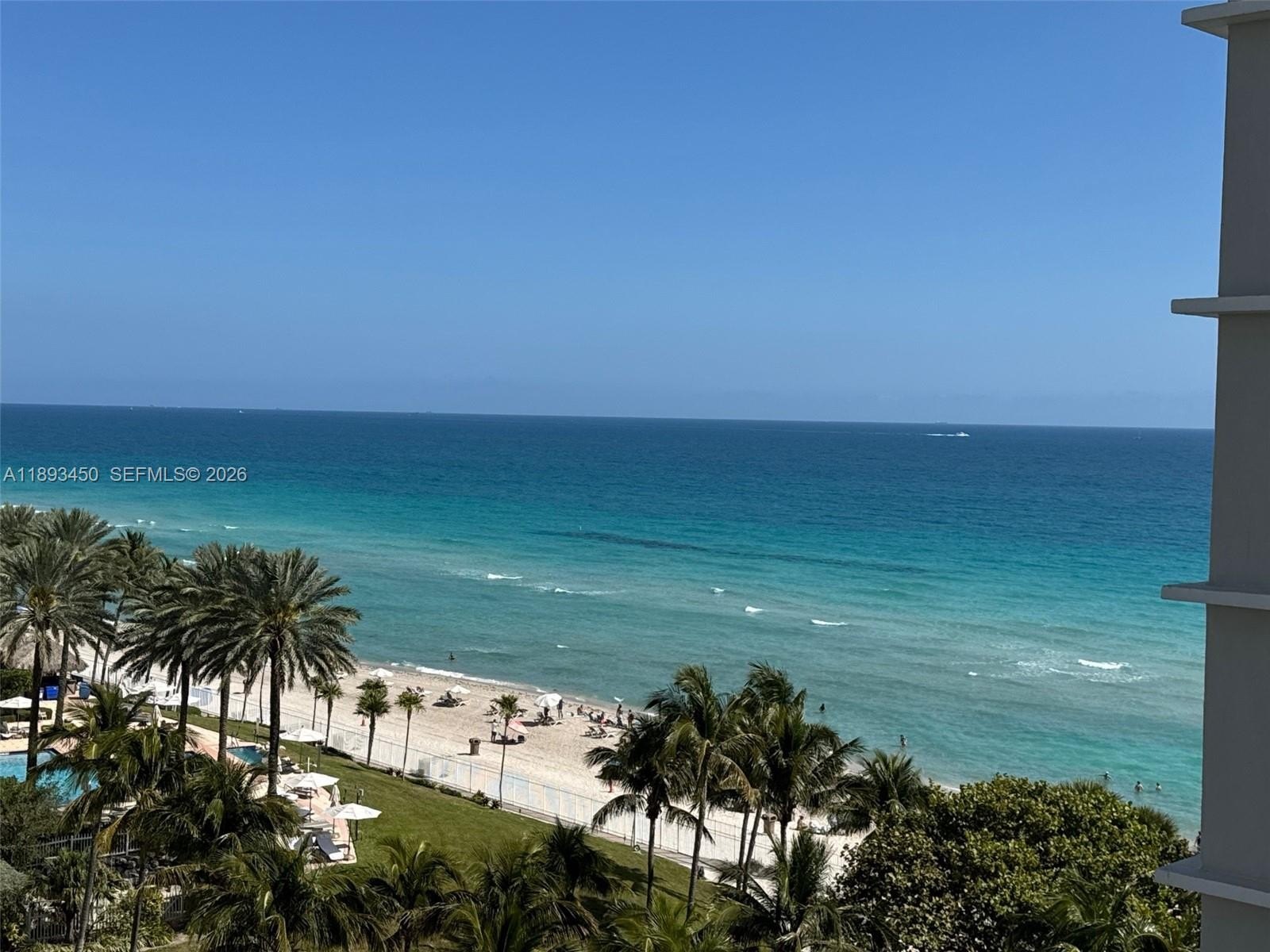 Condo 1BA - 19201 Collins Ave, Sunny Isles Beach, FL