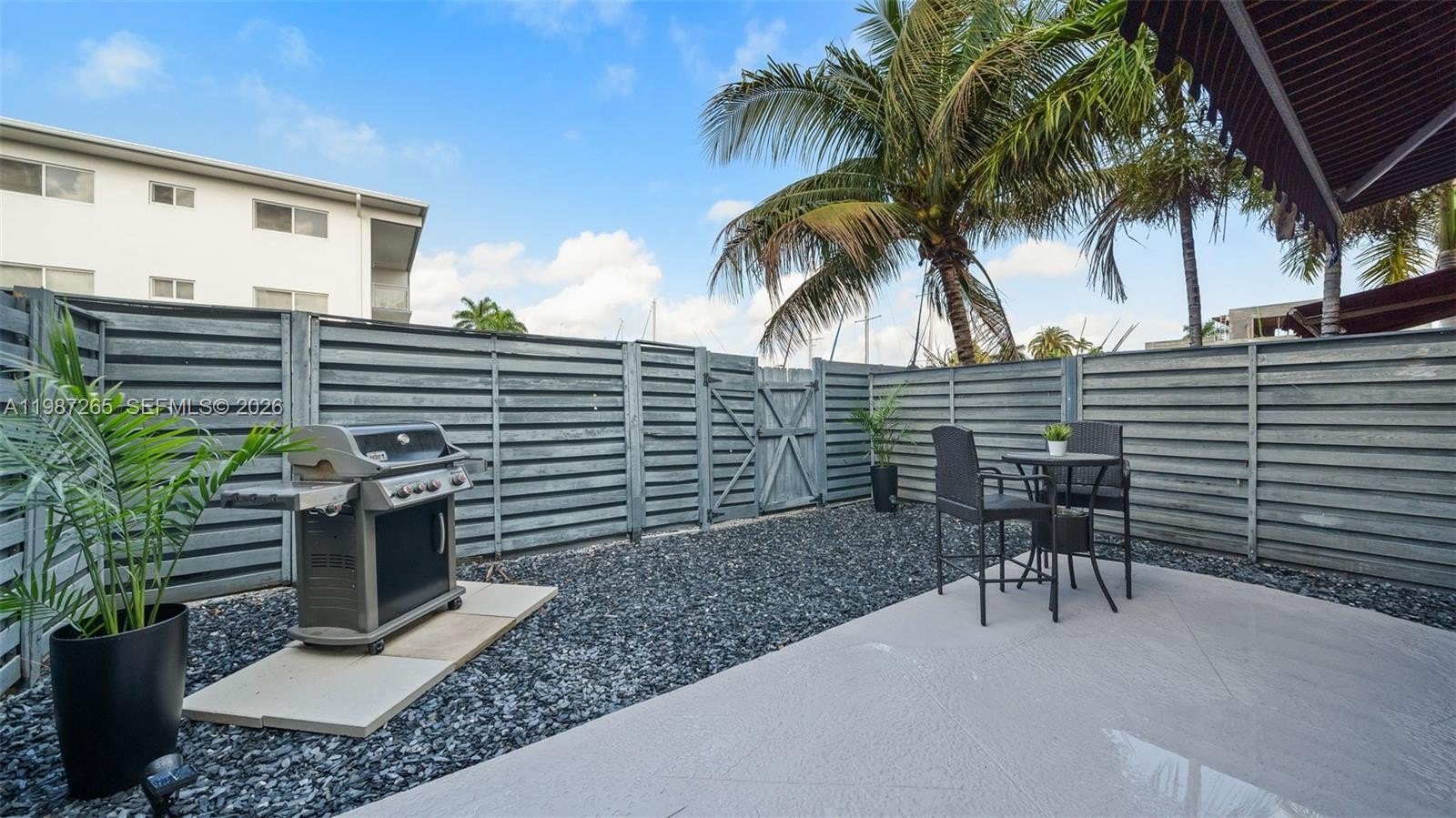 Single Family 2BR 2BA - 1501 SE 15th St, Fort Lauderdale, FL