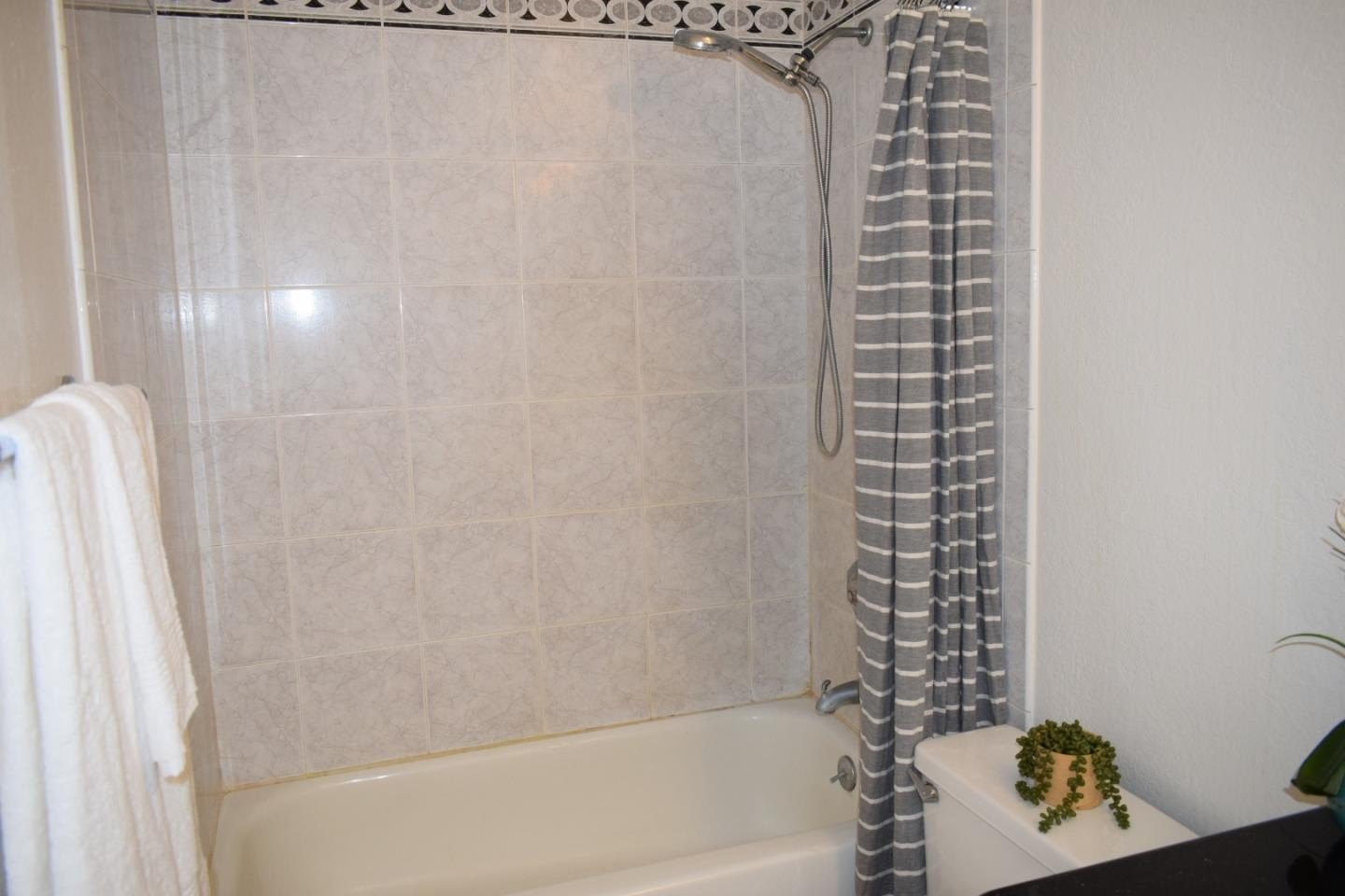 Condo 1BR 1BA - 1435 Alma LOOP, SAN JOSE, CA