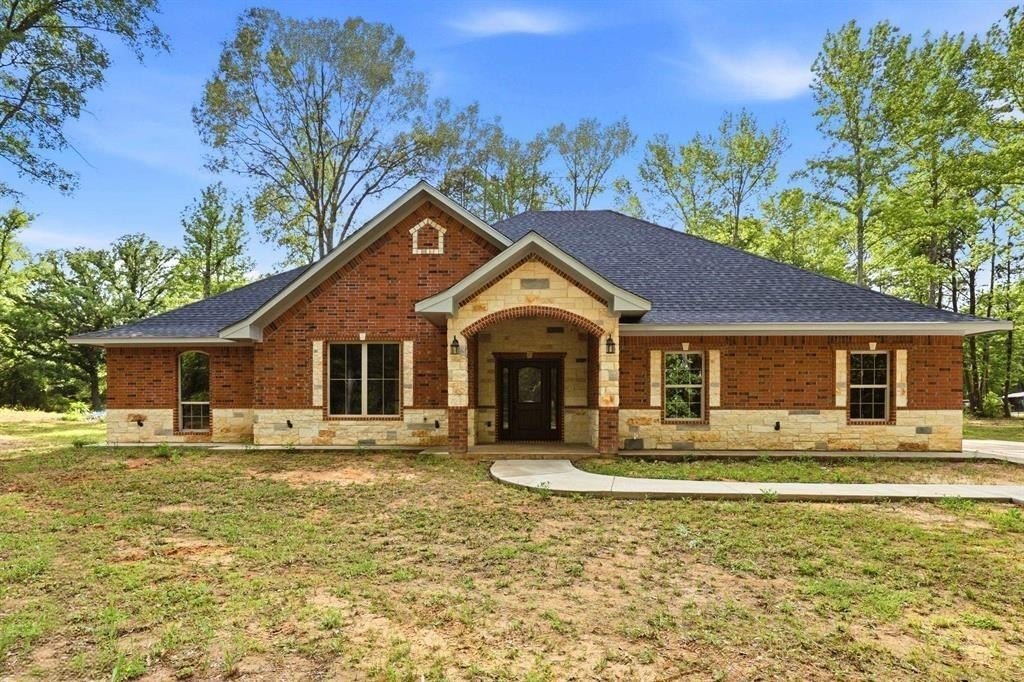 Single Family 3BR 3BA - 437 County Road 1660, Mount Pleasant, TX