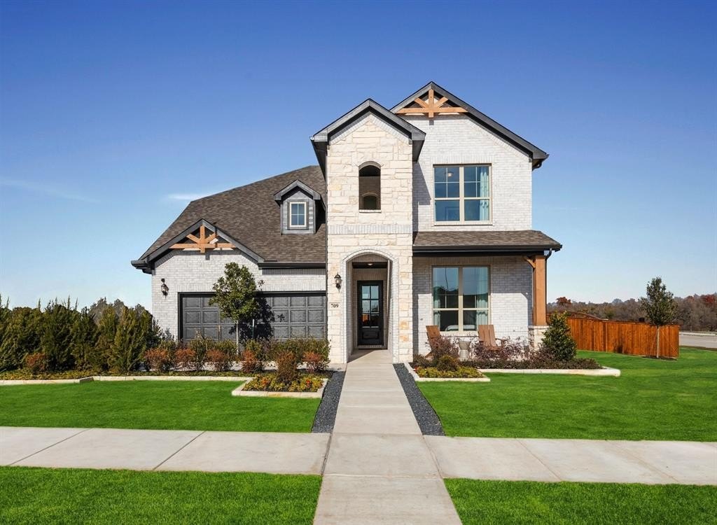 Single Family 4BR 3BA - 770 Embrace Court, Lavon, TX