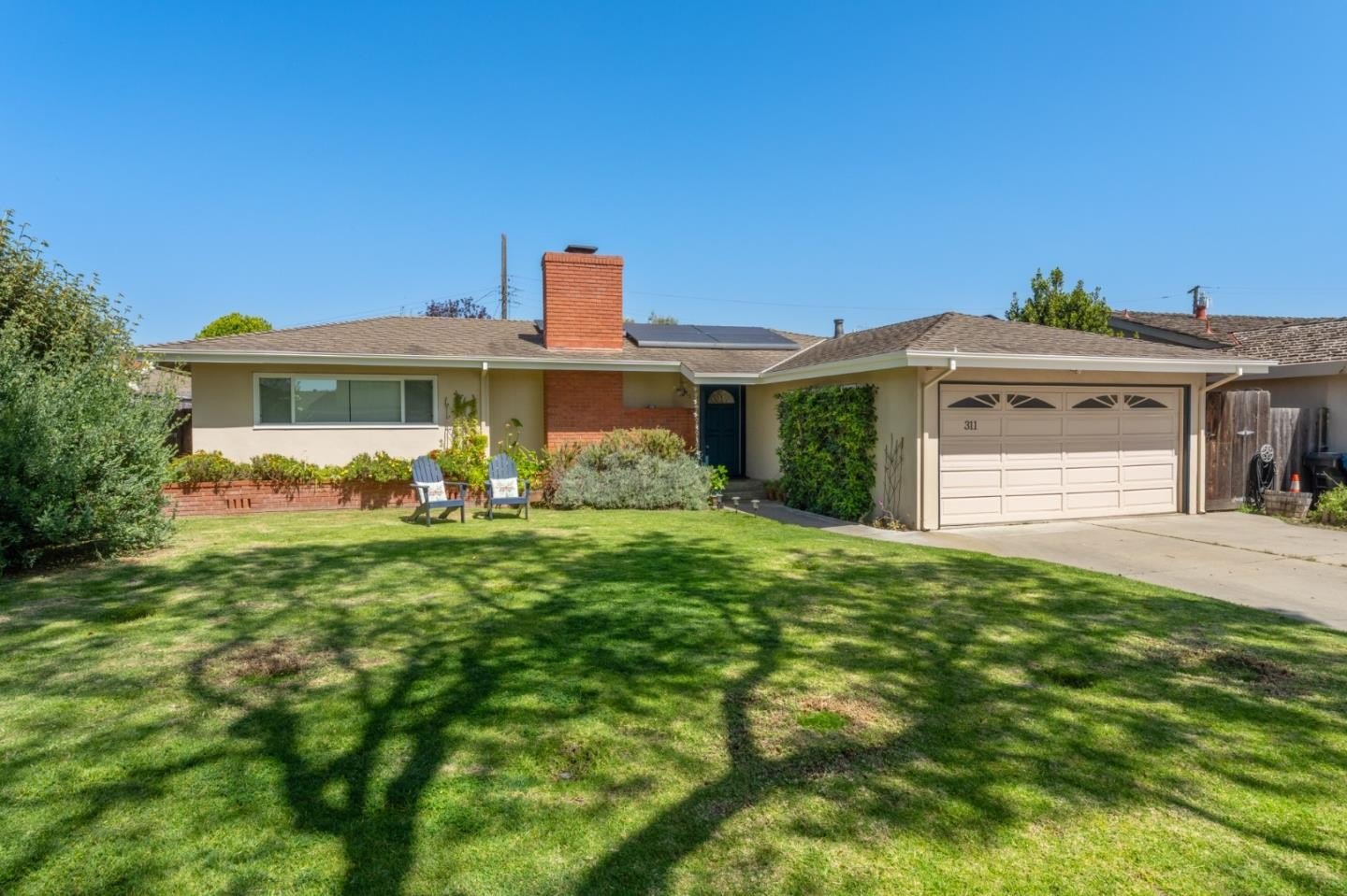 Single Family 2BR 2BA - 311 Amherst DR, SALINAS, CA