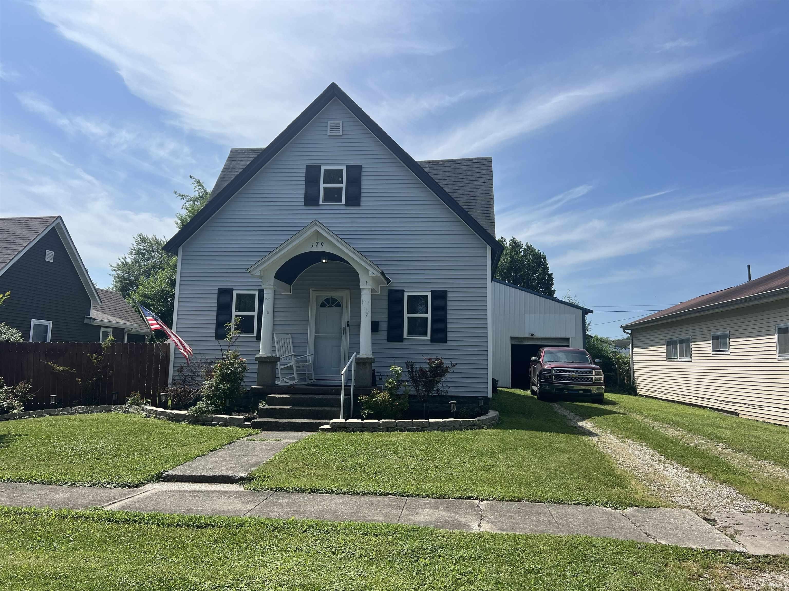 Single Family 3BR 2BA - 179 NE F Street, Linton, IN