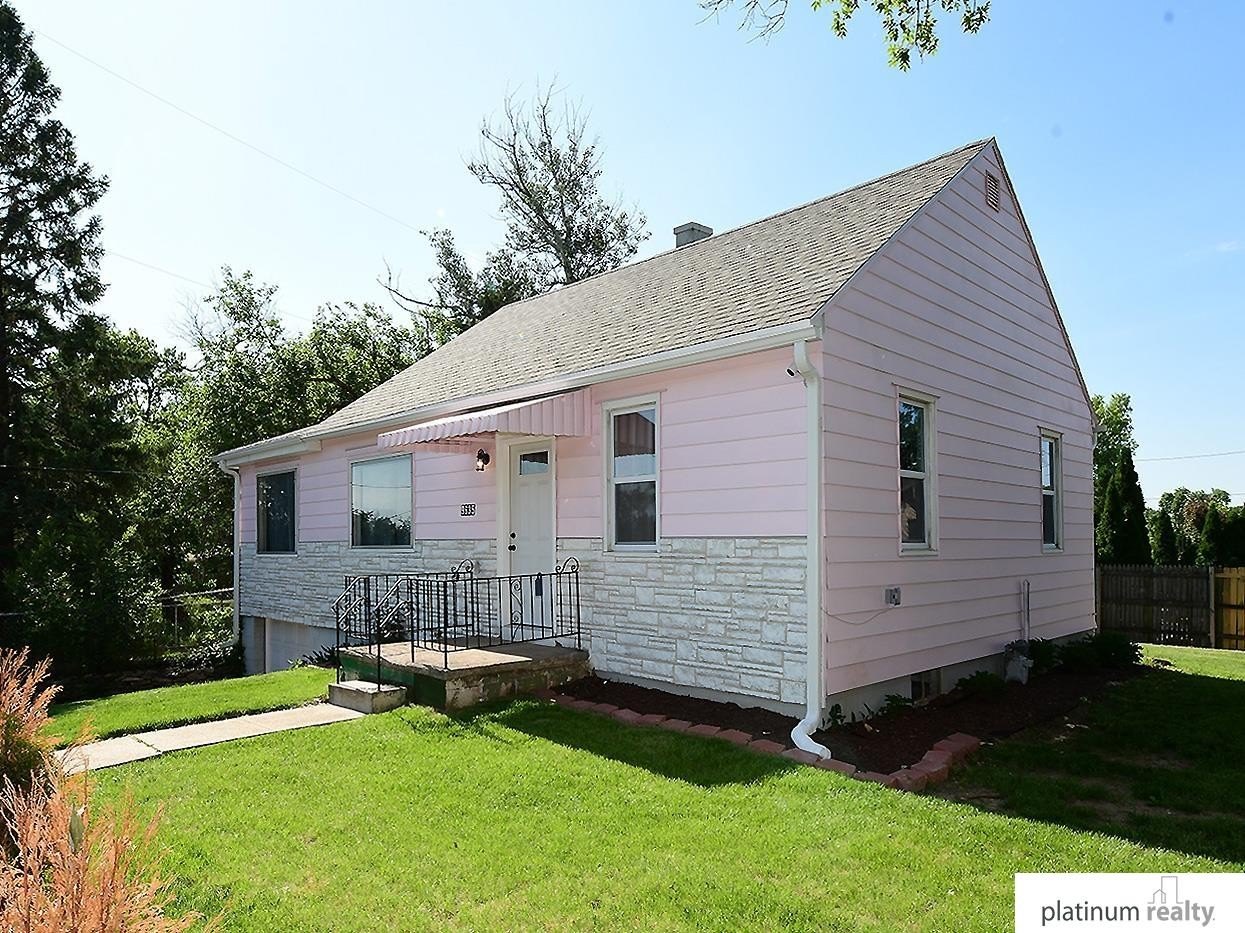 Single Family 2BR 2BA - 9635 Maple Street, Omaha, NE