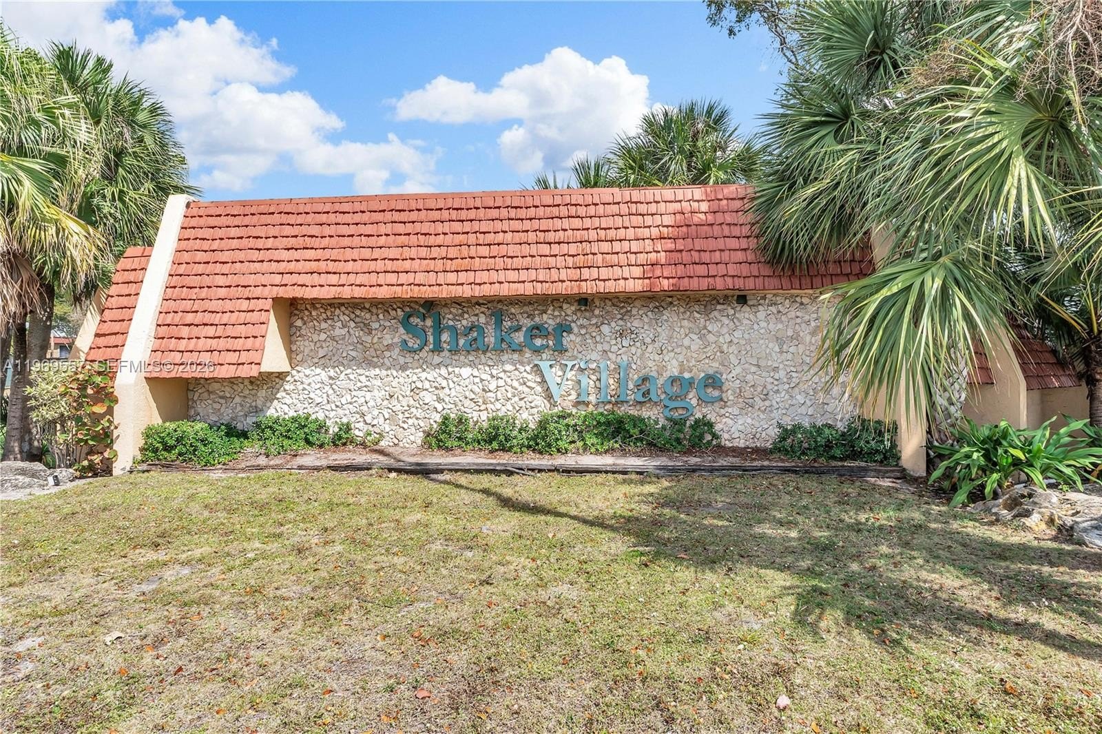 Single Family 3BR 3BA - 34 Meacham Ln, Tamarac, FL