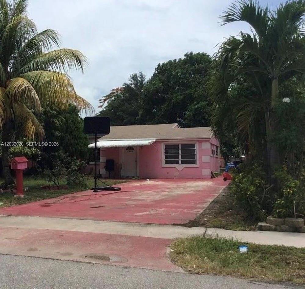 Single Family 3BR 1BA - 1466 NE 177th St, North Miami Beach, FL