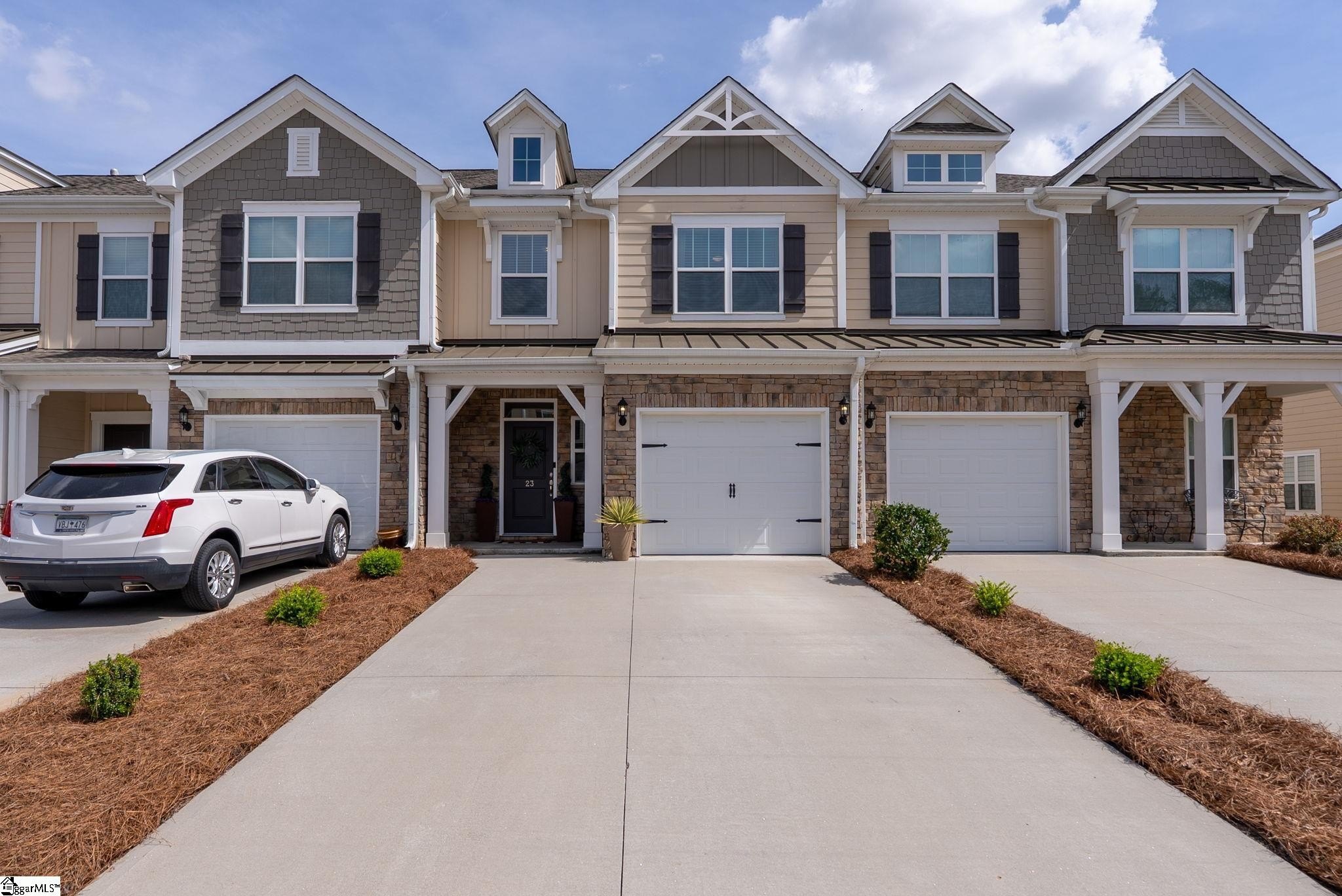 Single Family 3BR 3BA - 23 Alkanet Way, Greenville, SC