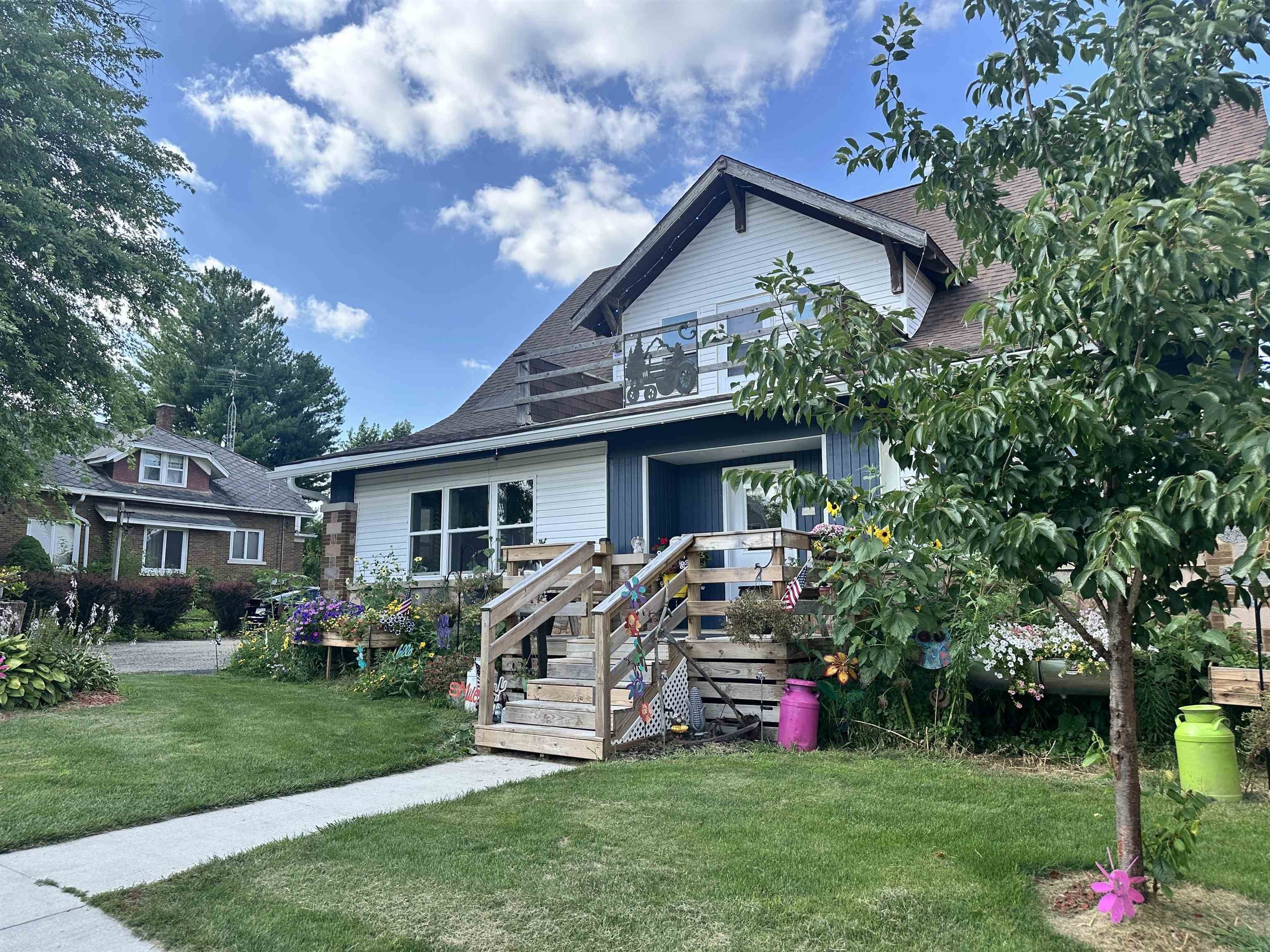 Single Family 5BR 2BA - W6180 Main Street, Burnett, WI