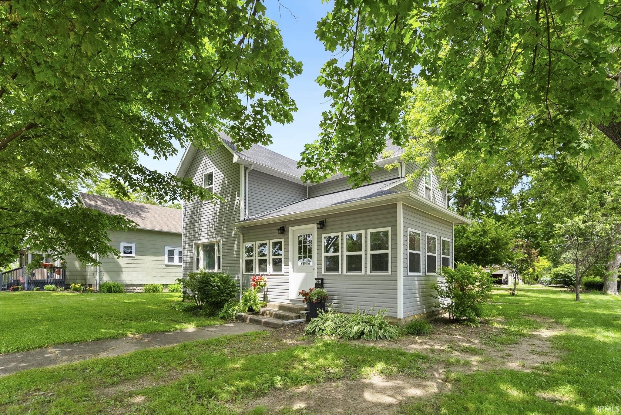 Single Family 3BR 1BA - 104 N 9th Street, Decatur, IN