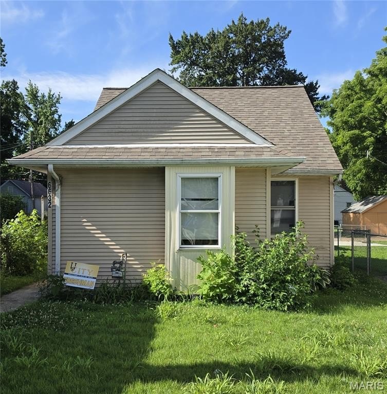 Single Family 3BR 2BA - 6632 Etzel Avenue, St Louis, MO