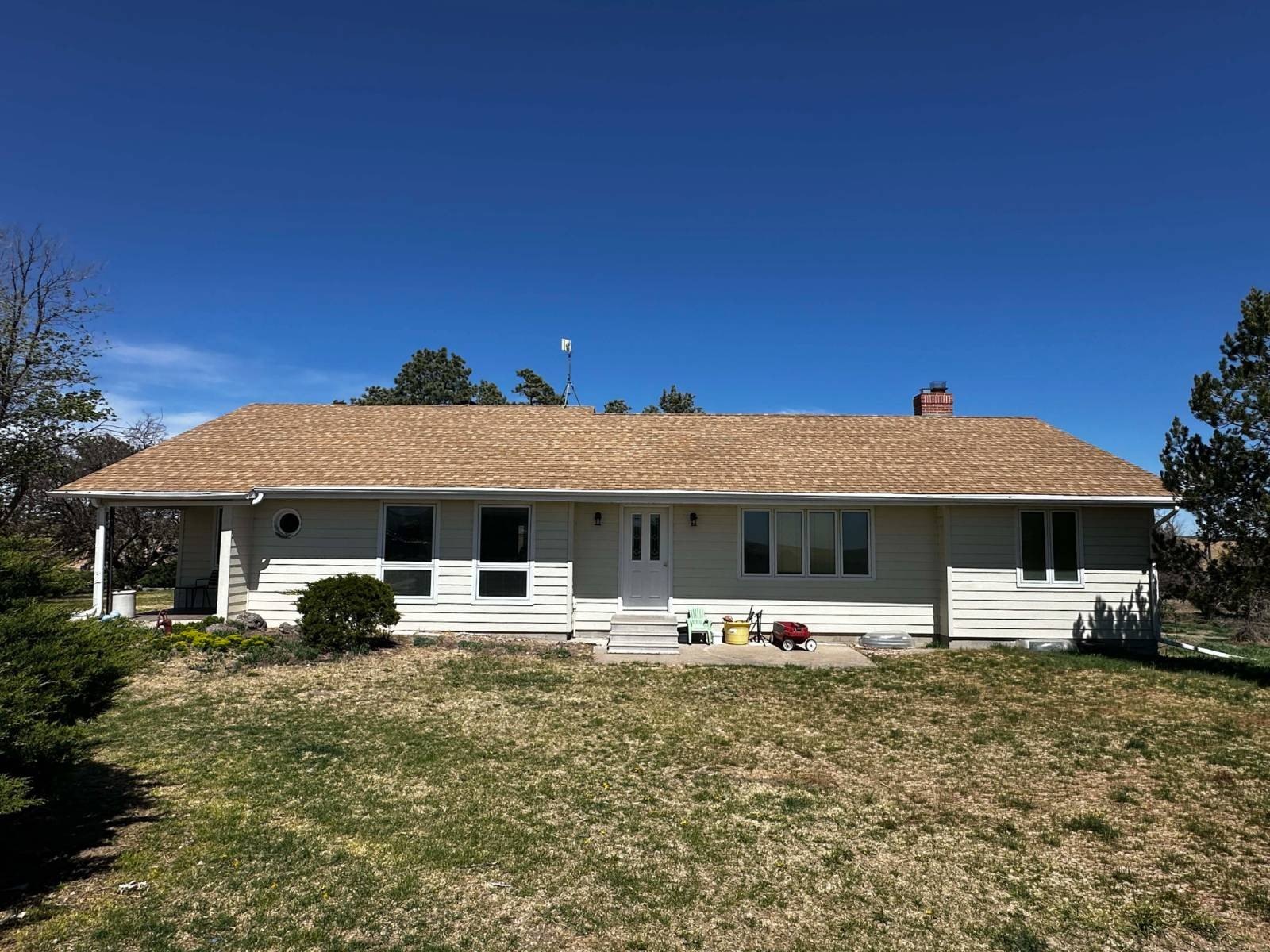 Single Family 3BR 2BA - 35140 Road 755, Wallace, NE