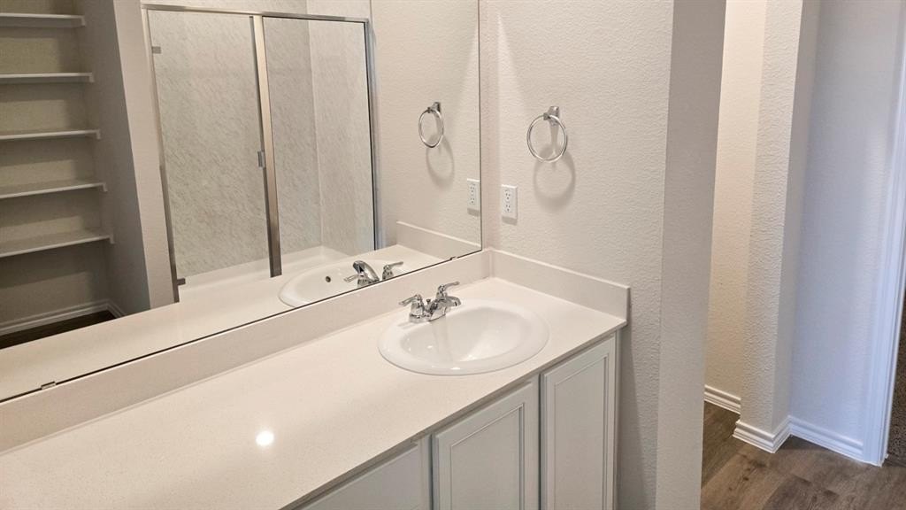 Single Family 4BR 3BA - 920 Jefferson Way, Sherman, TX