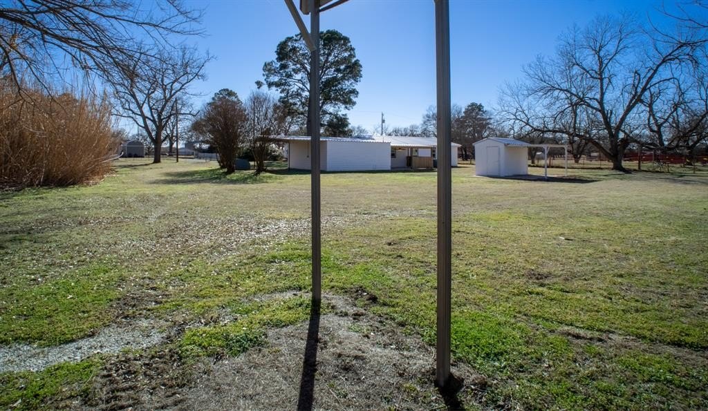 Single Family 4BR 2BA - 444 Lcr 466, Mexia, TX