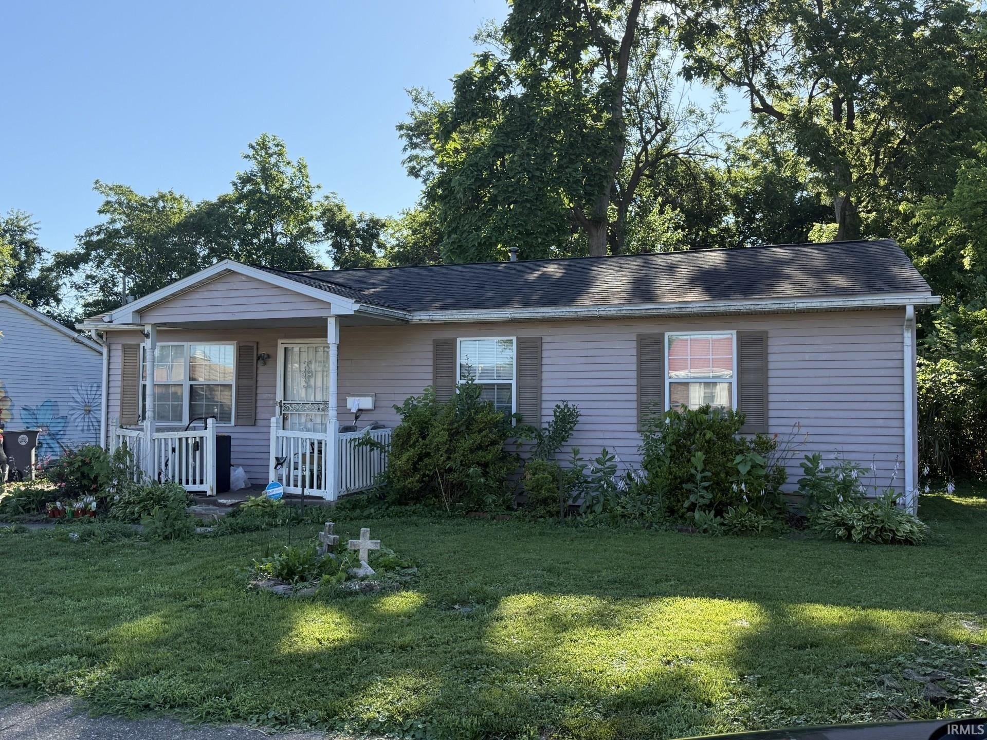 Single Family 3BR 1BA - 762 Judson Street, Evansville, IN