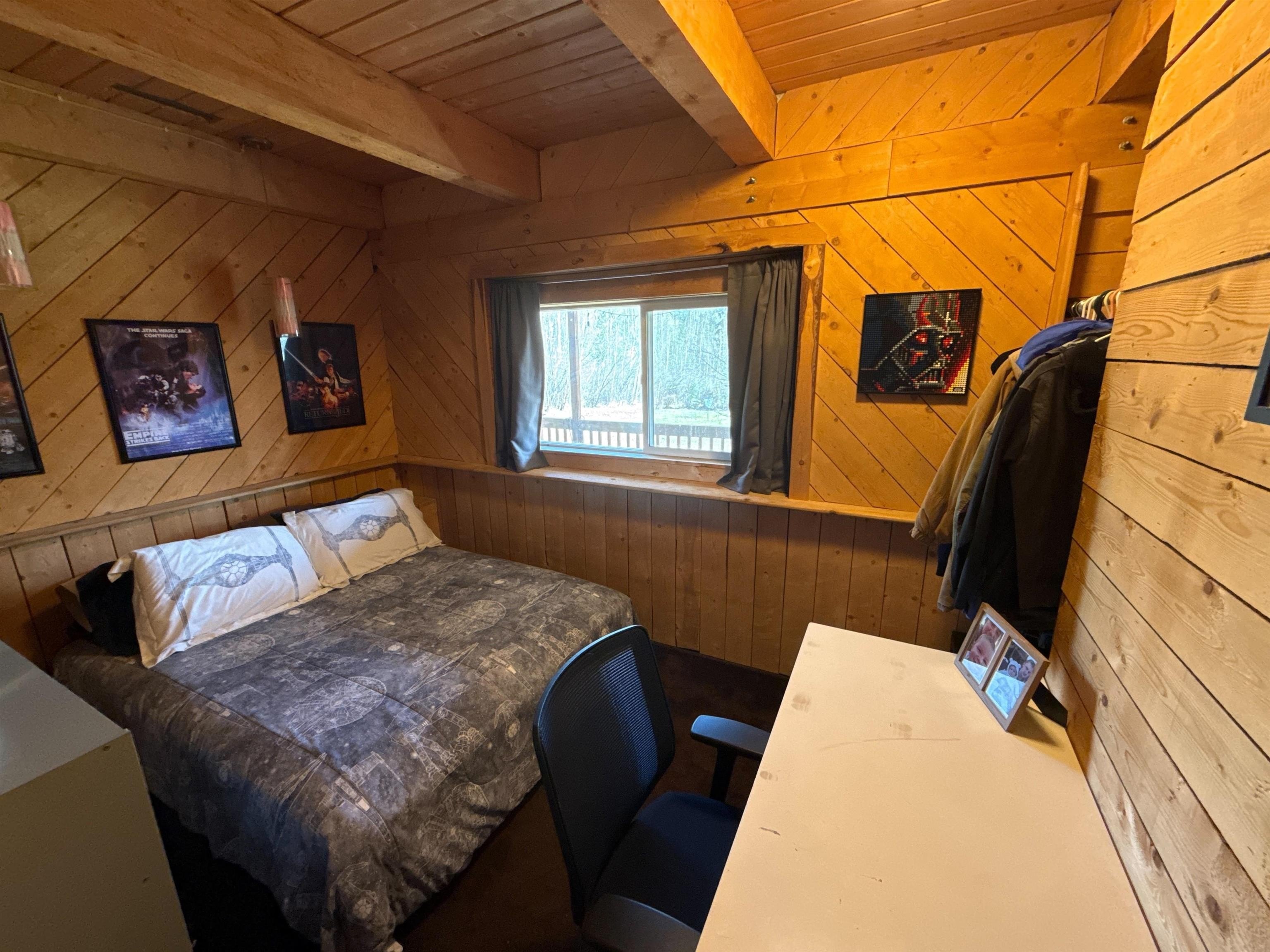 Single Family 3BR 2BA - 890 AMANITA ROAD, Fairbanks, AK
